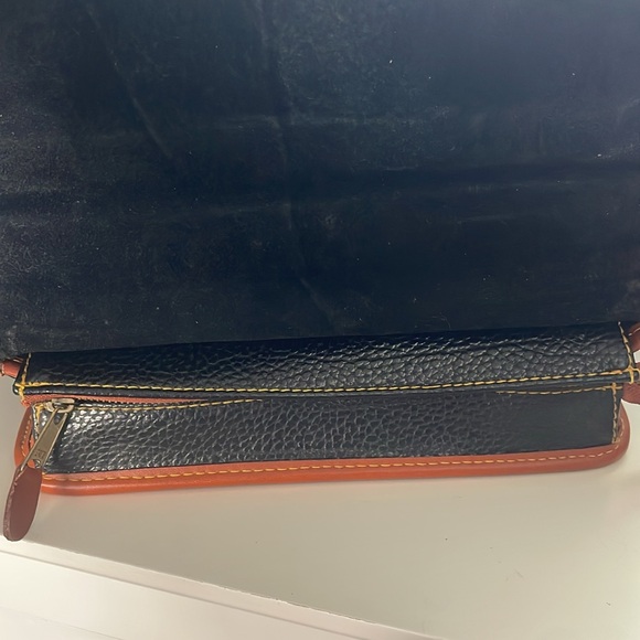 DOONEY & BOURKE Vintage Leather Black/English Tan XL Saddle Handbag - EUC - Picture 11 of 16